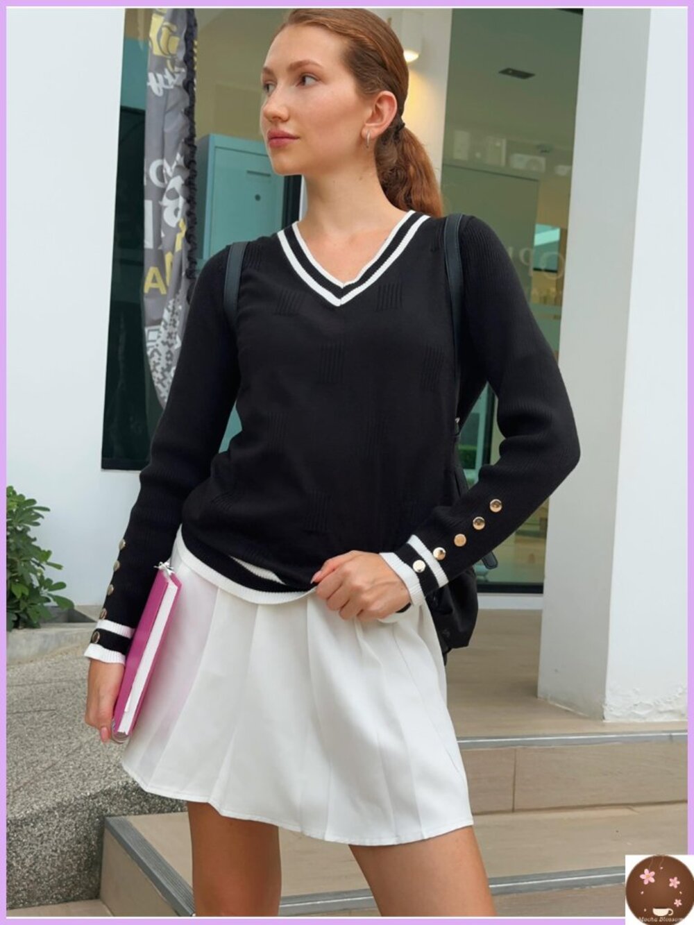 Women's V-Neck Lightweight Pullover Sweater with Buttons & Ribbed Knit Pattern - Picture 6 of 6